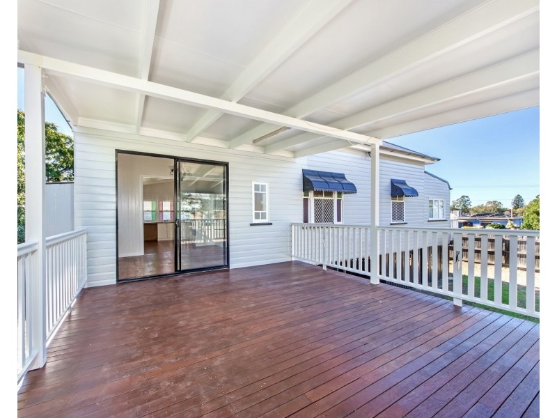 24 Pelican Street, North Ipswich QLD 4305