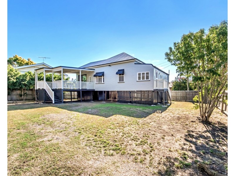 24 Pelican Street, North Ipswich QLD 4305