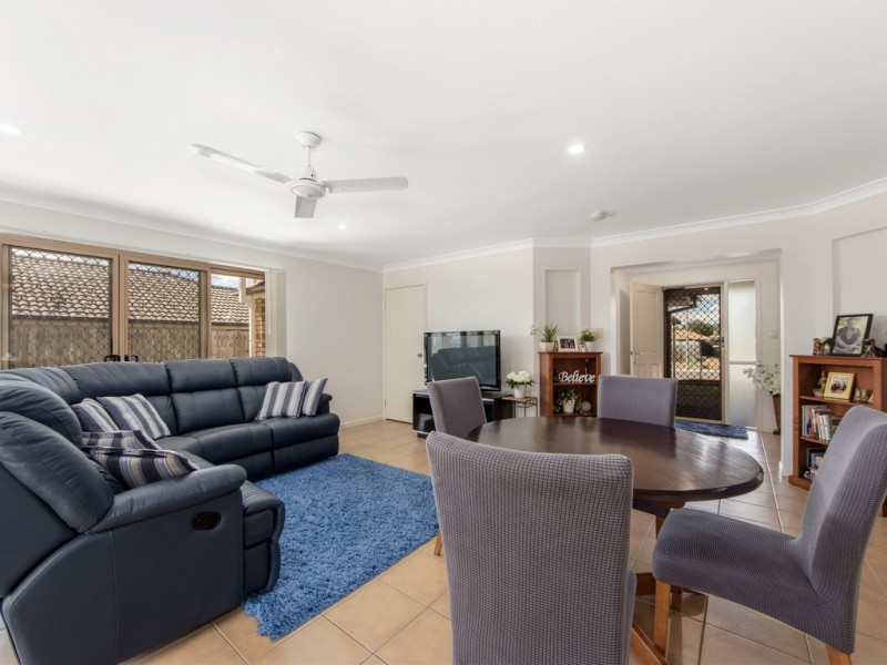 5 Tea Tree Place, Raceview QLD 4305
