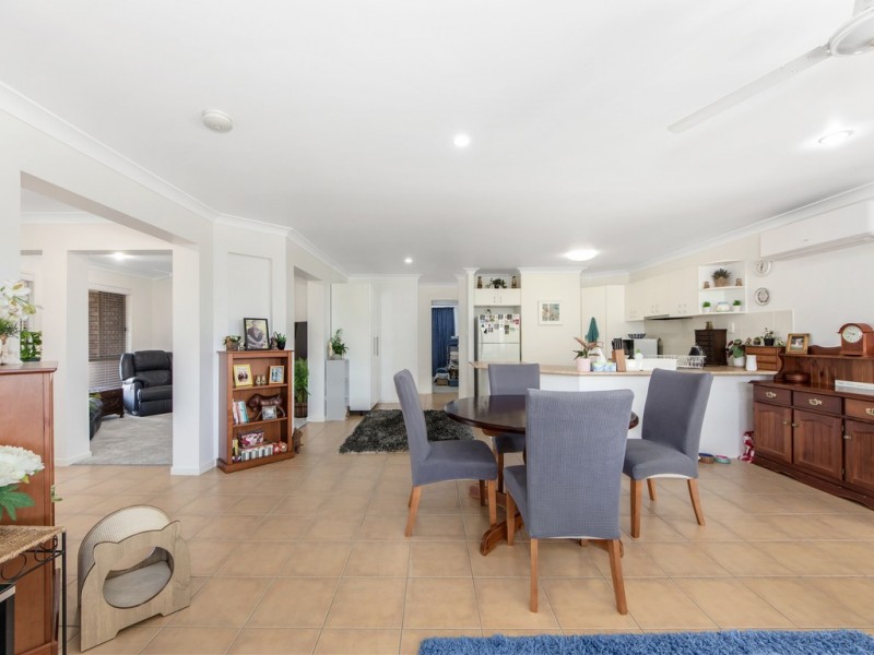 5 Tea Tree Place, Raceview QLD 4305