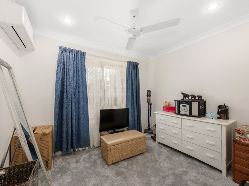 5 Tea Tree Place, Raceview QLD 4305