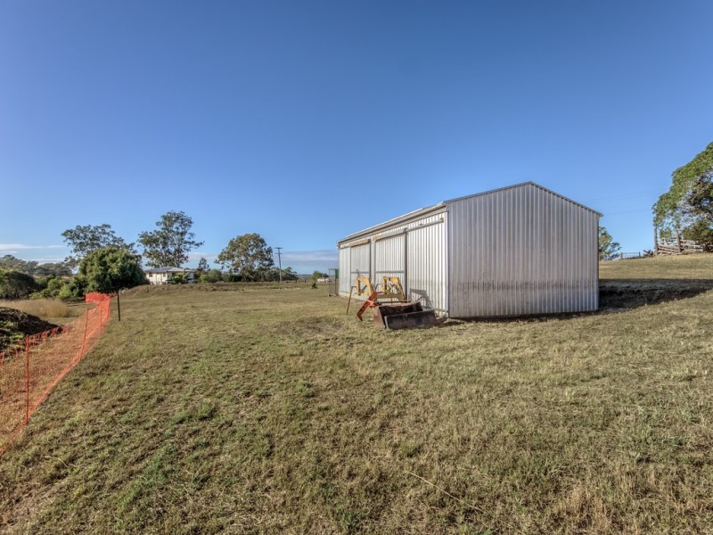 15 Office Lane, Glamorgan Vale QLD 4306