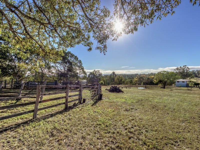 15 Office Lane, Glamorgan Vale QLD 4306