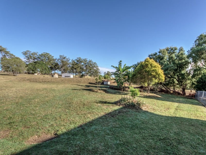 15 Office Lane, Glamorgan Vale QLD 4306