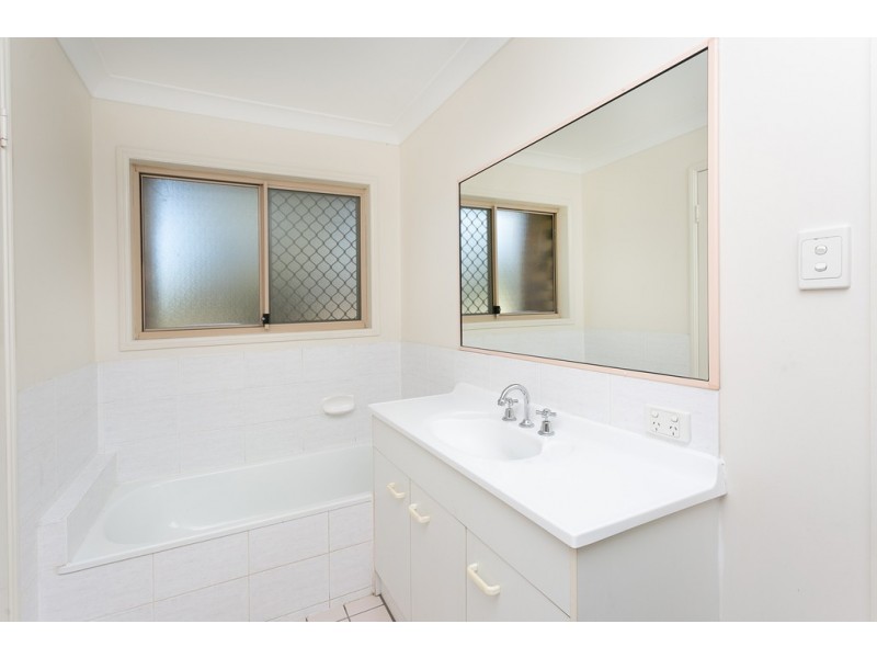 10 Iroquois Court, Brassall QLD 4305