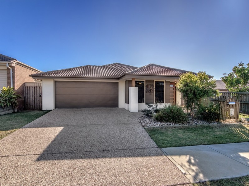 27 Lomandra Street, Deebing Heights QLD 4306