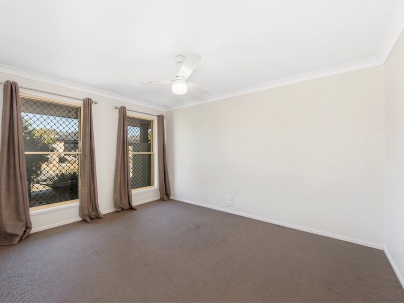 27 Lomandra Street, Deebing Heights QLD 4306