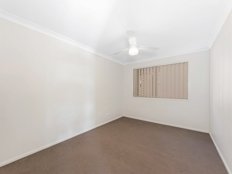 27 Lomandra Street, Deebing Heights QLD 4306