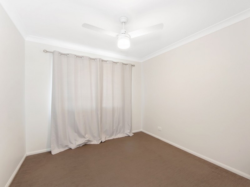 27 Lomandra Street, Deebing Heights QLD 4306