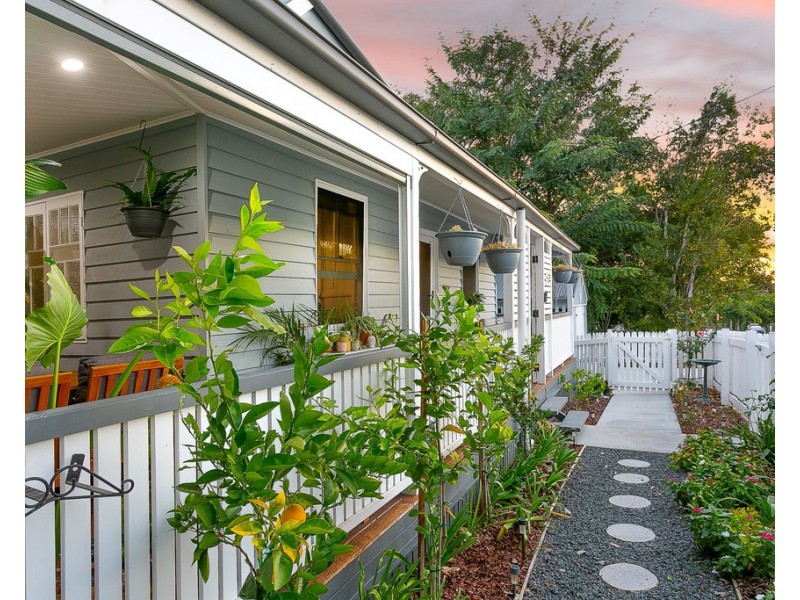 53 Glebe Road, Newtown QLD 4305