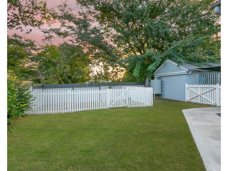 53 Glebe Road, Newtown QLD 4305