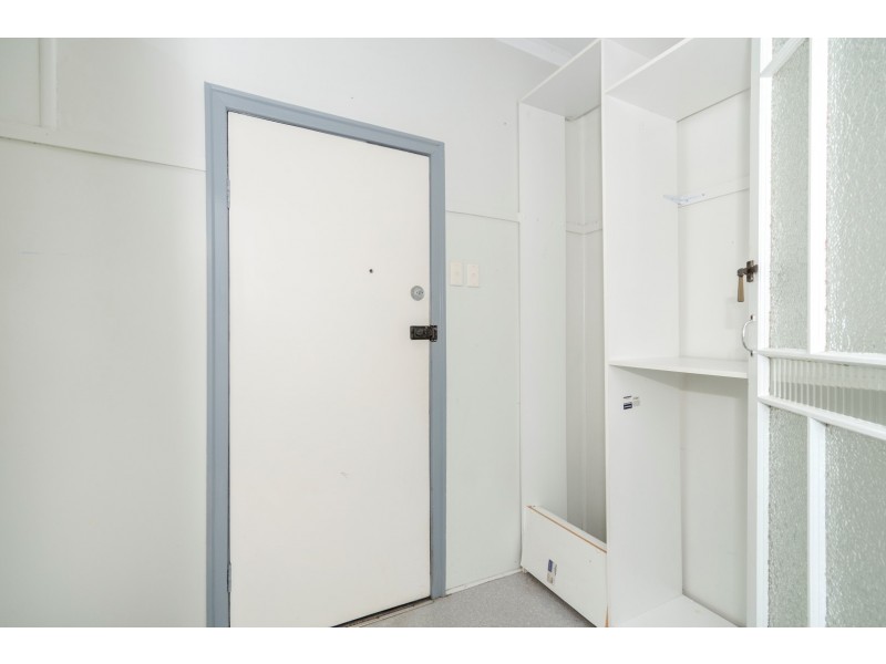 181 Blackstone Road, Silkstone QLD 4304