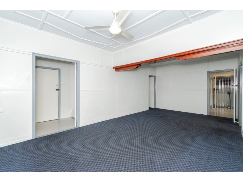 181 Blackstone Road, Silkstone QLD 4304