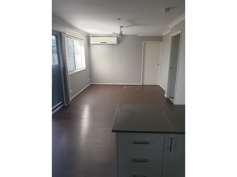 2/23 Chubb Street, One Mile QLD 4305