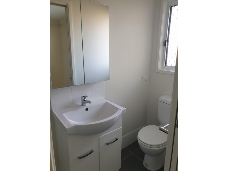 2/23 Chubb Street, One Mile QLD 4305