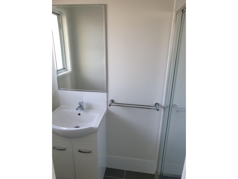 2/23 Chubb Street, One Mile QLD 4305