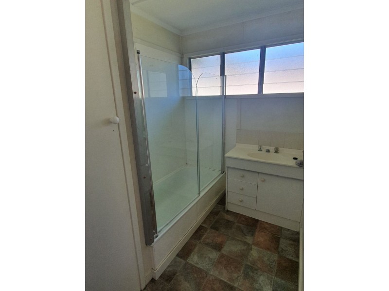 1C Edward Street, One Mile QLD 4305