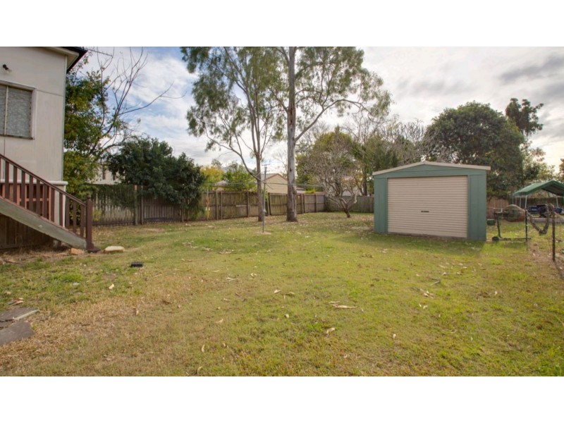 31 The Terrace, North Ipswich QLD 4305