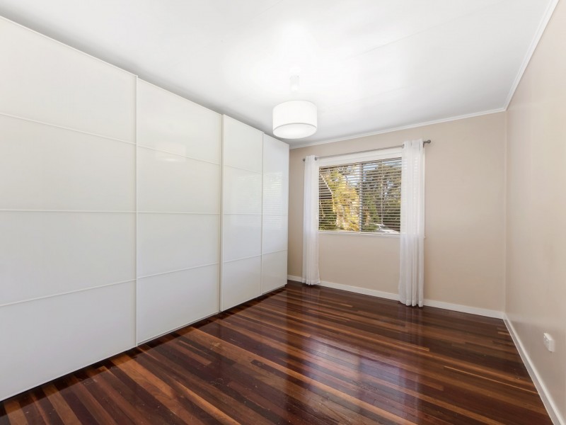 21 Weldon Street, North Ipswich QLD 4305