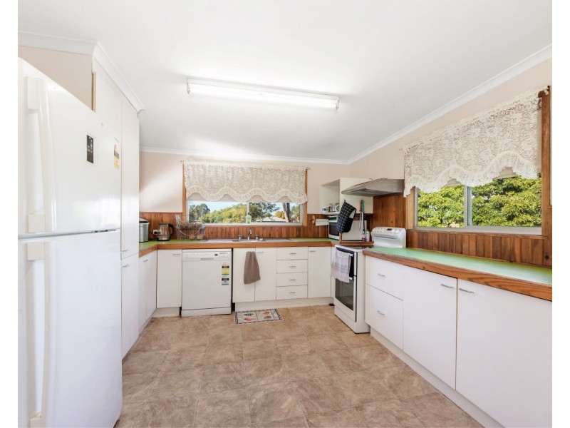 14 Makepeace Street, Rosewood QLD 4340