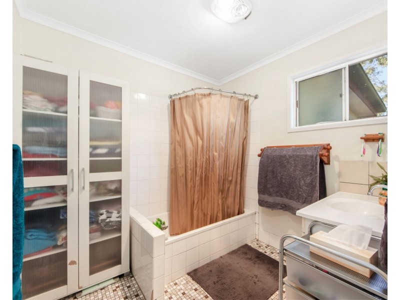 14 Makepeace Street, Rosewood QLD 4340