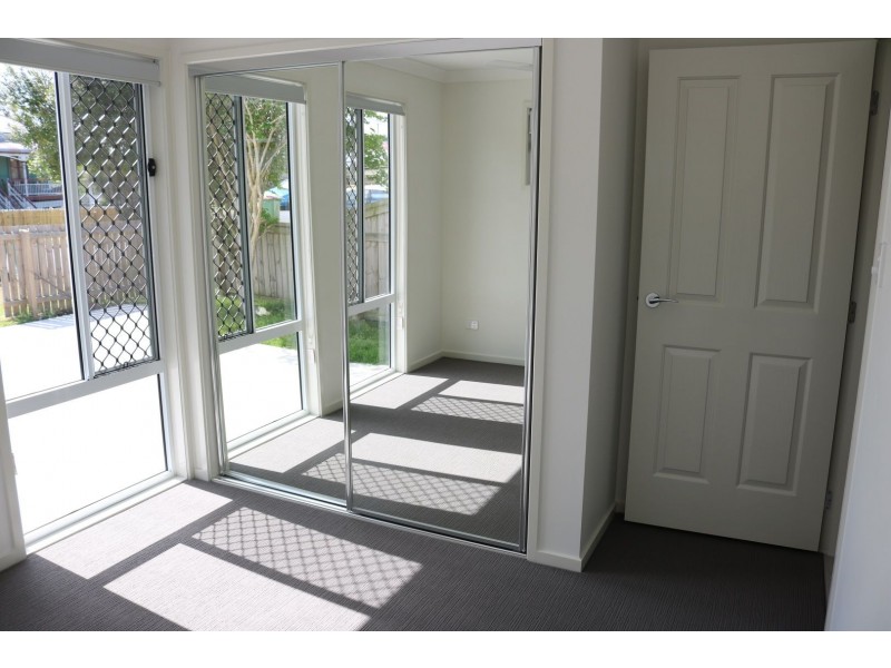 25 Chubb Street, One Mile QLD 4305