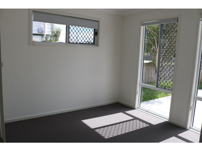 25 Chubb Street, One Mile QLD 4305