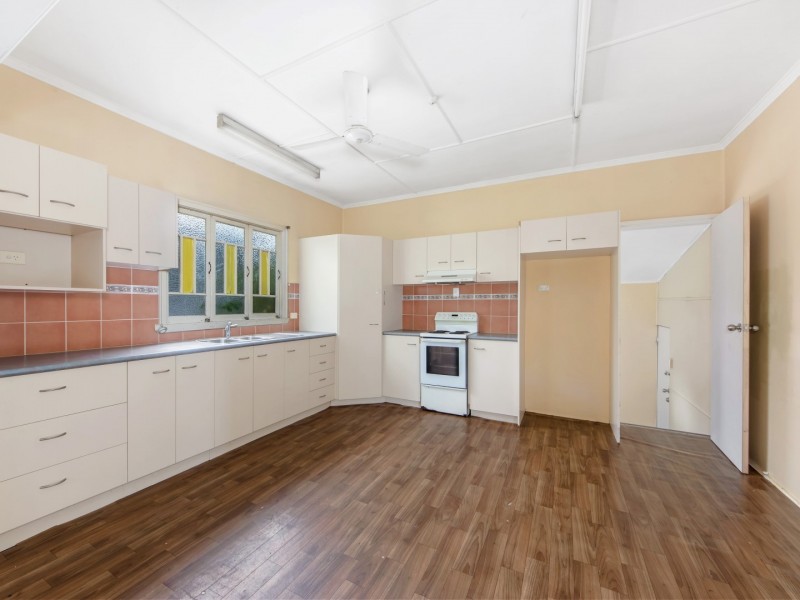 44 Bourke Street, Brassall QLD 4305