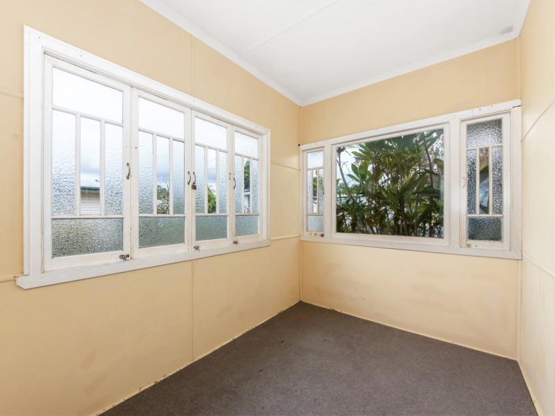 44 Bourke Street, Brassall QLD 4305