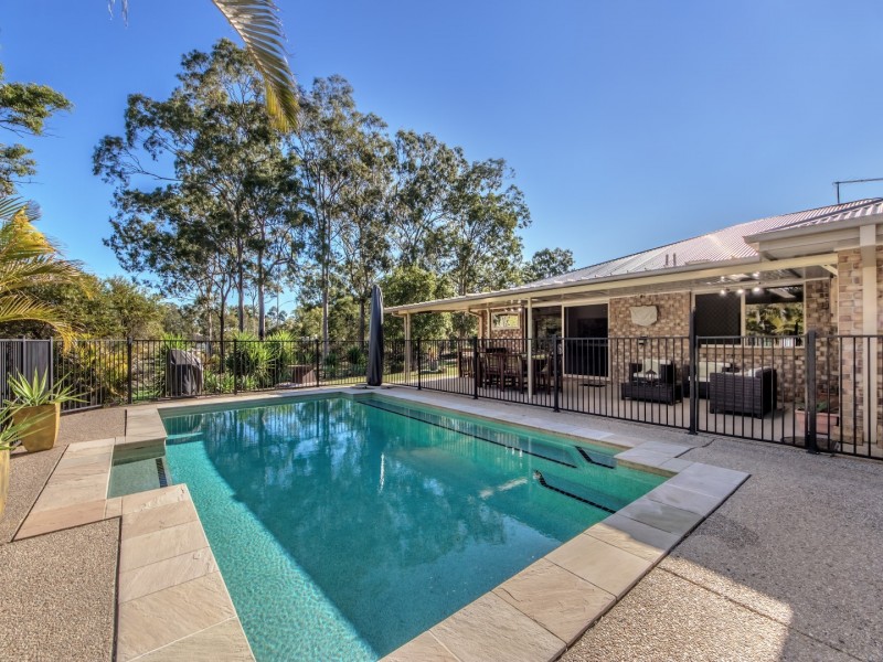 184 Winland Drive, Deebing Heights QLD 4306