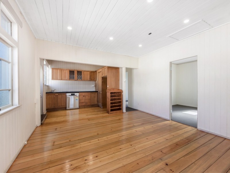 18 Blackwood Street, East Ipswich QLD 4305