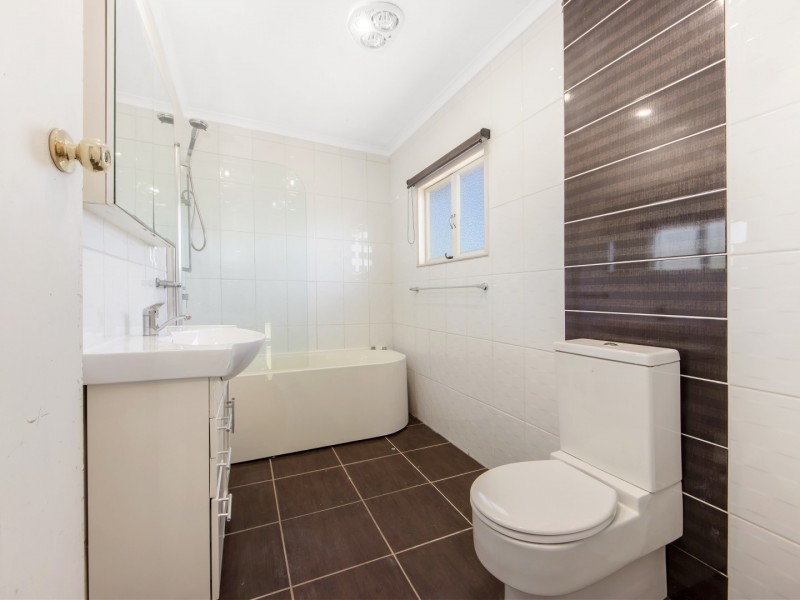 18 Blackwood Street, East Ipswich QLD 4305