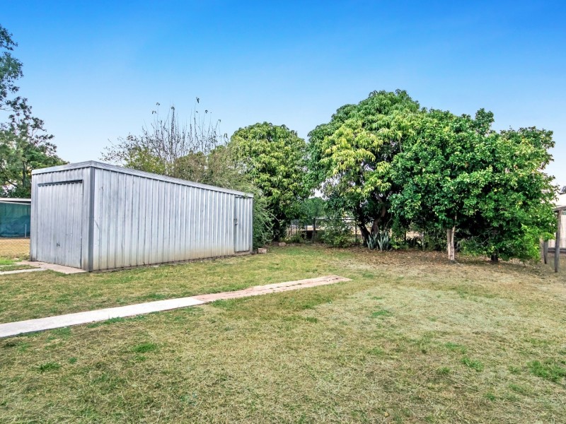 18 Blackwood Street, East Ipswich QLD 4305