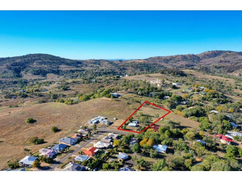 16 Brigalow Street, Lowood QLD 4311