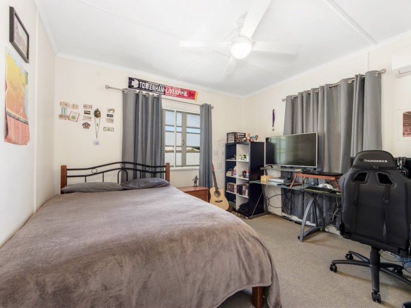 42 Marvin Street, Eastern Heights QLD 4305