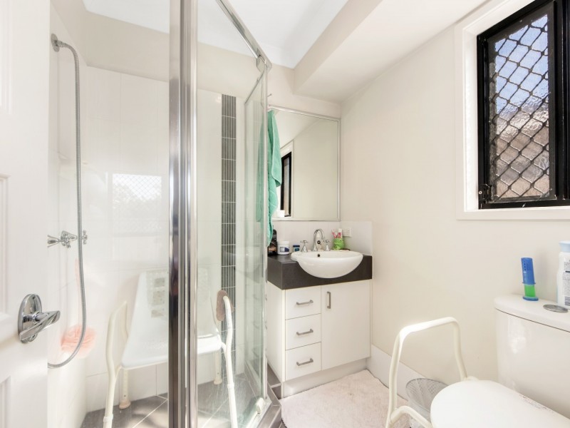 20 Biella Court, Leichhardt QLD 4305