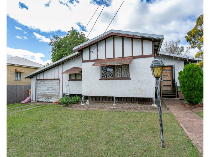 18 Bright Street, Newtown QLD 4305