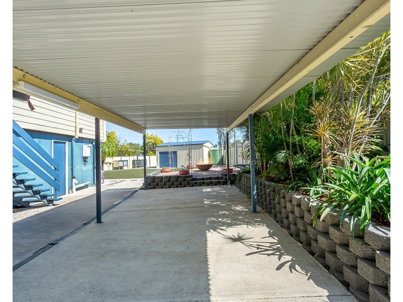 1 Madden Street, Silkstone QLD 4304