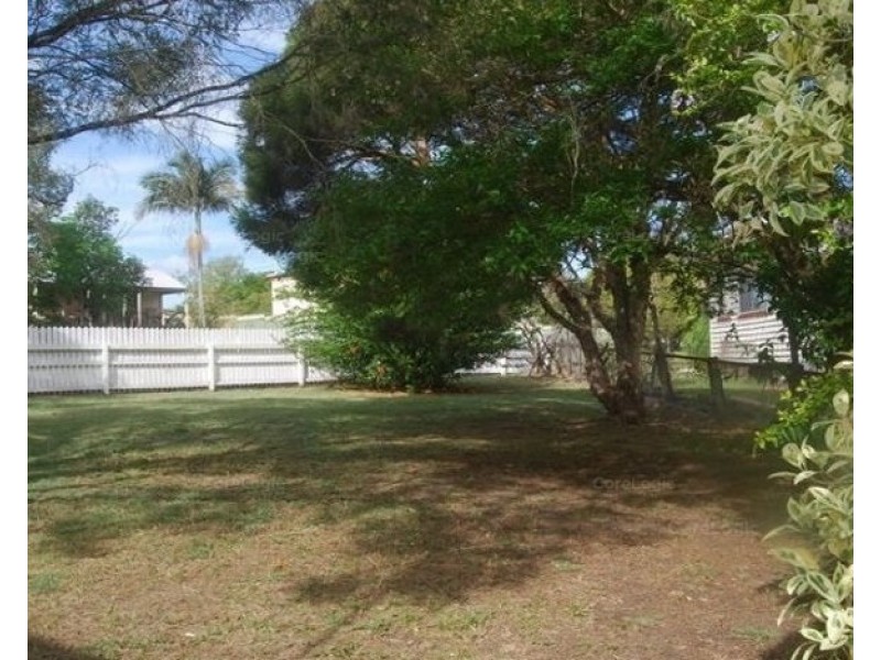 16 Waight Street, Rosewood QLD 4340