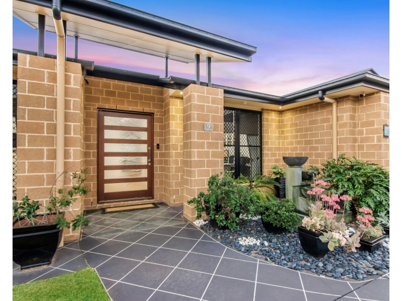 9 Kingston Drive, Flinders View QLD 4305