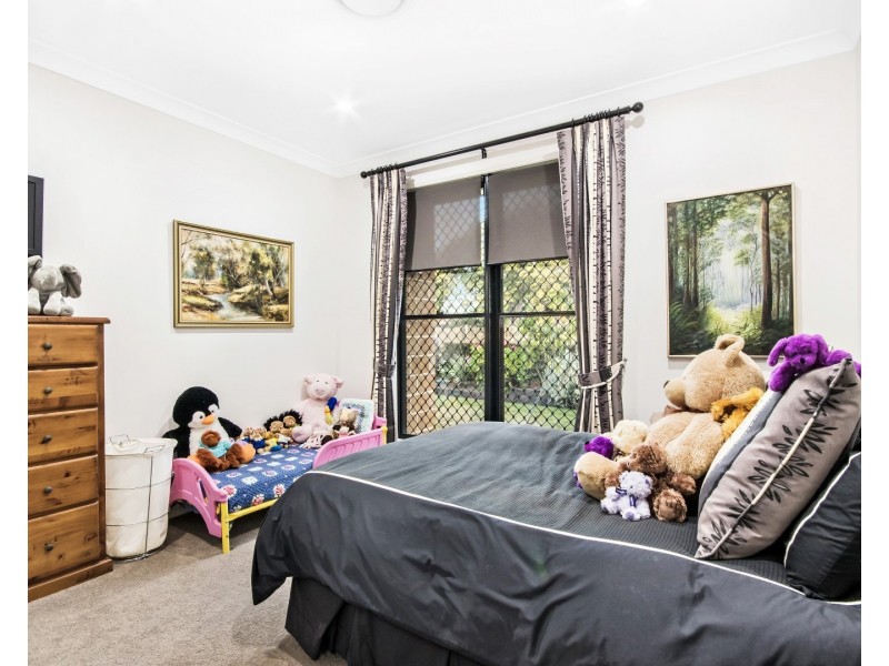 9 Kingston Drive, Flinders View QLD 4305