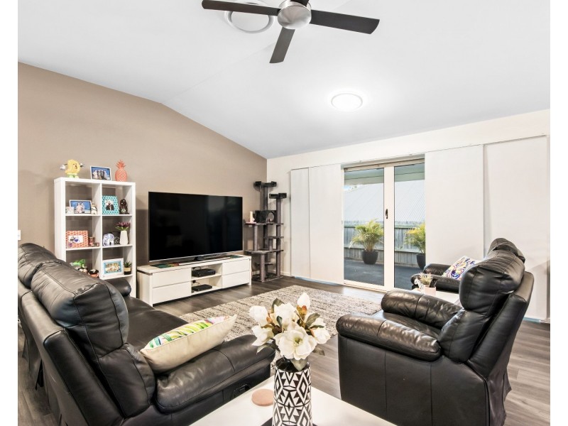 29 Sandhurst Place, Brassall QLD 4305