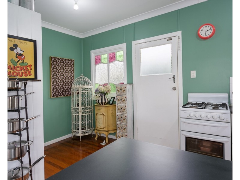 35 John Street, Bundamba QLD 4304