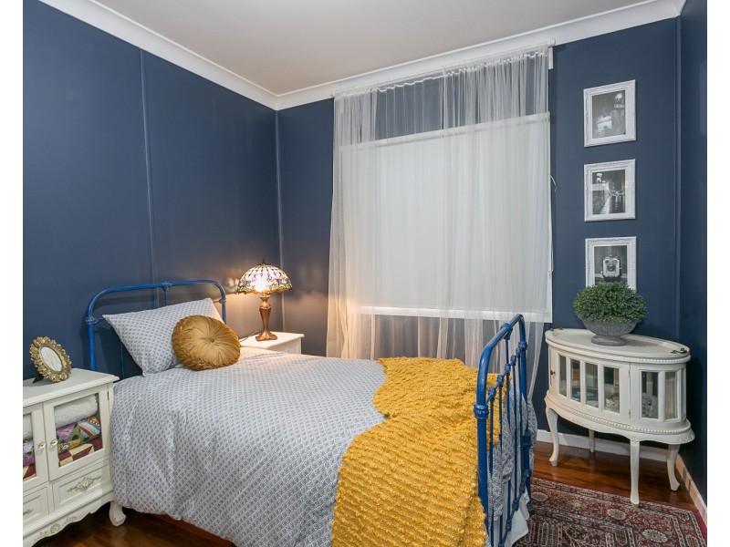 35 John Street, Bundamba QLD 4304