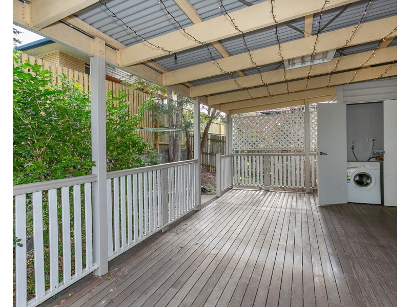 35 John Street, Bundamba QLD 4304