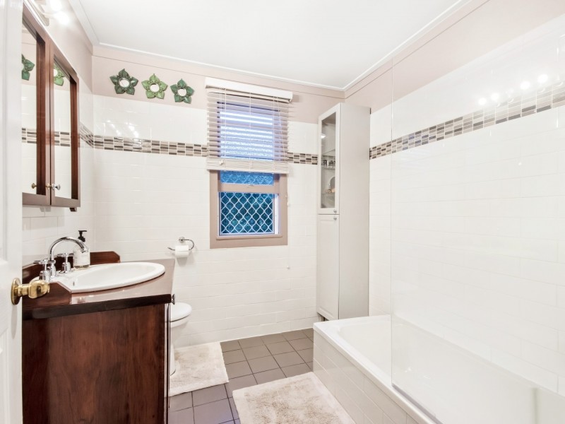 2A Blackwood Avenue, North Ipswich QLD 4305