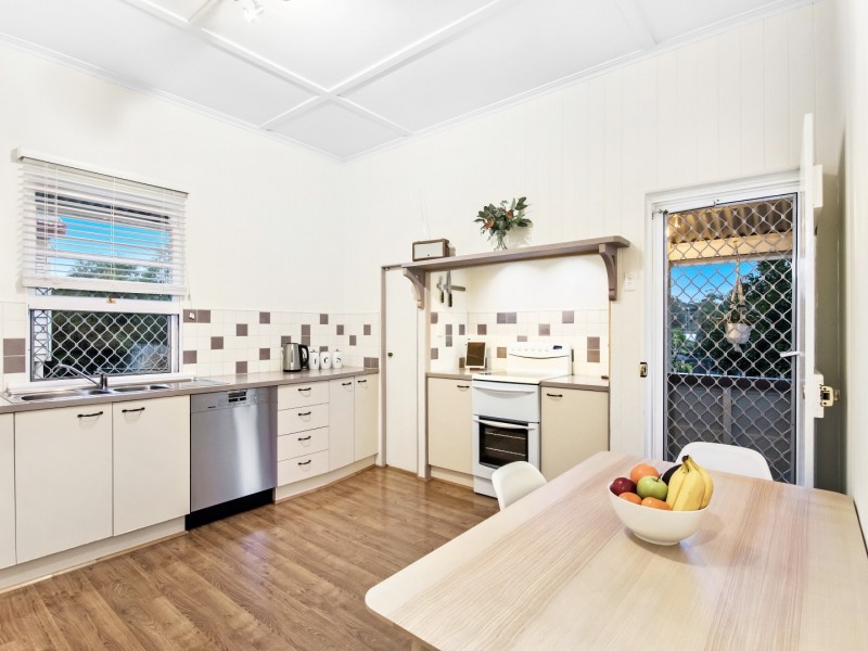 2A Blackwood Avenue, North Ipswich QLD 4305