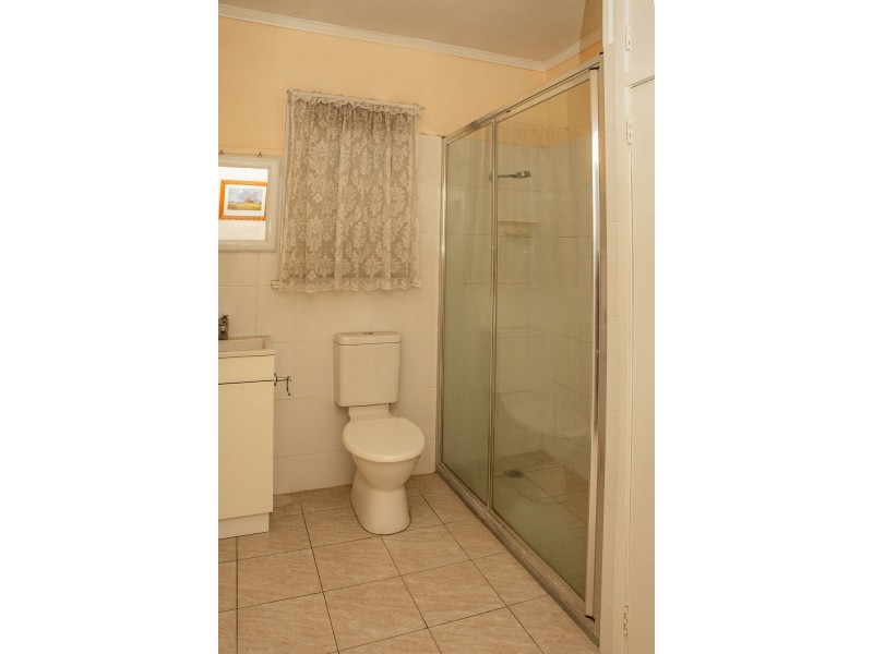 13 Brisbane Road, Dinmore QLD 4303