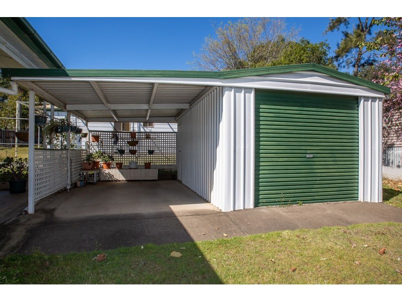 13 Brisbane Road, Dinmore QLD 4303