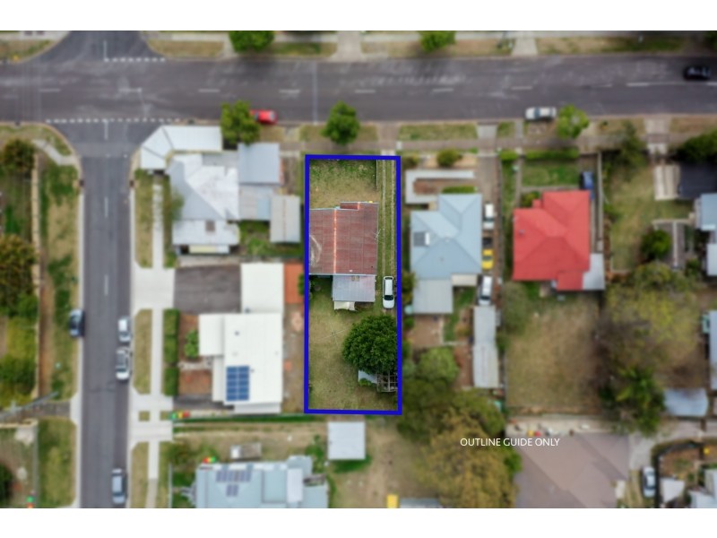 117 Glebe Road, Silkstone QLD 4304